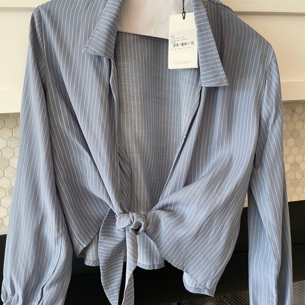 Faithful crop blouse